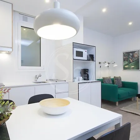 Wonderful For 6 Apartamento Barcelona